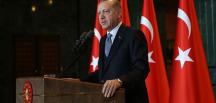 Cumhurbaşkanı Recep Tayyip Erdoğan, Hakkari’de şehit olan Uzman Onbaşı Yasin Sarı ile Mardin’de şehit düşen güvenlik korucusu Evren Başçı’nın ailelerine başsağlığı dileklerini iletti