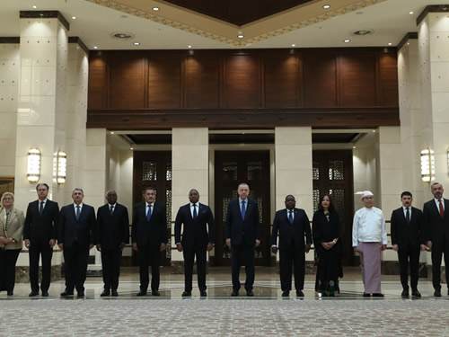 Erdoğan, büyükelçilerini Cumhurbaşkanlığı Külliyesinde kabul etti