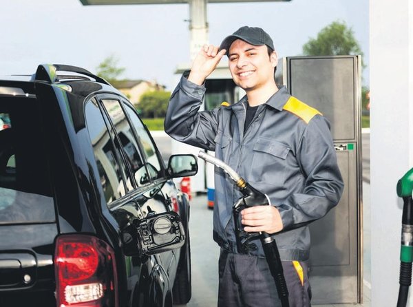 Bu hafta 1 litre benzin 1.11 lira düştü