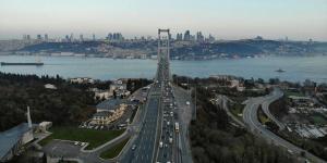 İstanbul trafiği drone ile havadan görüntülendi..