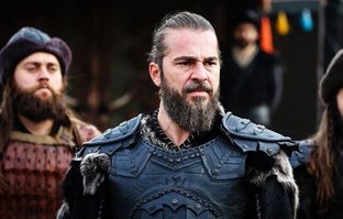 İşte Engin Altan Düzyatan pozu…