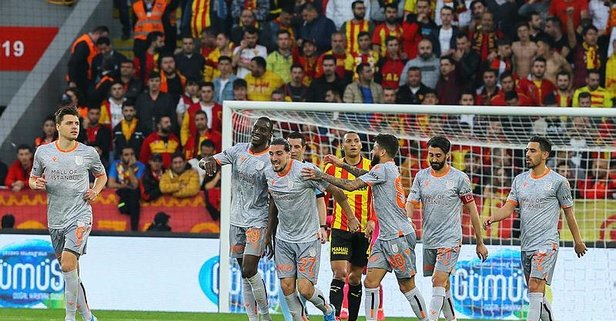 Göztepe, Medipol Başakşehir’i ağırladı