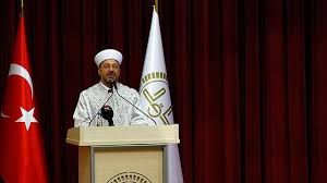 Erbaş ,cami cemaatle namaz kılınmasına ara verilmesi kararı