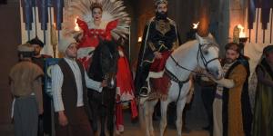 POOYAN MOKHTARİ’DEN  250 KİŞİLİK DEV KLİP