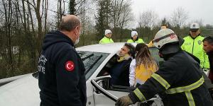 KAZAYA BAKARKEN KAZA YAPTI