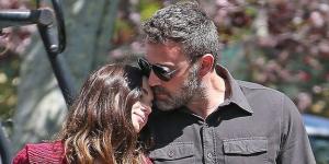 Ben Affleck, sevgilisi Armas ile ilişkisini evlilik yolunda