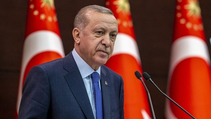 Erdoğan, şiirinin dizelerini paylaştı