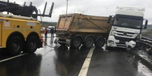 Eyüpsultan’da TEM Otoyolu Ankara istikametinde kaza