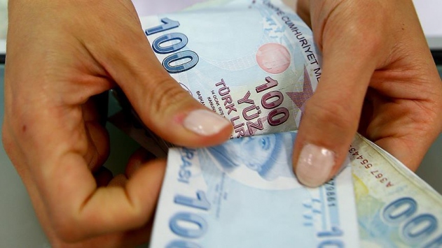 Bakan Selçuk, “Emeklilerimizin aylıklarını öne çekiyoruz