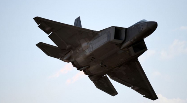 ABD `de F-22 Raptor savaş uçağı Florida’da düştü