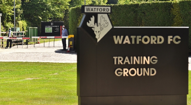 Watford’un bir futbolcusu yeni tip koronavirüse yakalandı