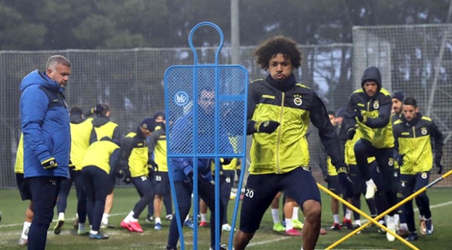 Fenerbahçe Futbol Takımı’nda yapılan koronavirüs testleri