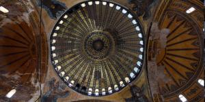 Diyanet: Ayasofya’daki resimler namazların sıhhatine engel değil