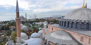 Yunan Papaz’dan Ayasofya’nın cami olmasına övgü