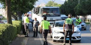 Sahte plakayla kaçmaya çalışan şoföre 11 bin lira ceza