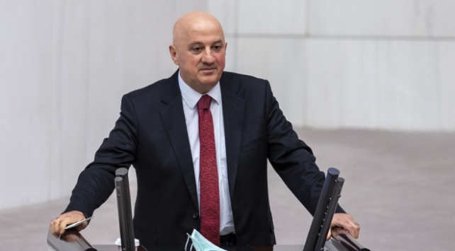 CHP’nin Yüksek Disiplin Kurulu Başkanlığına Bayraktutan seçildi