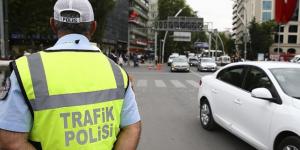 Türkiye genelindeki denetimlerde 814 sürücünün belgesine el kondu