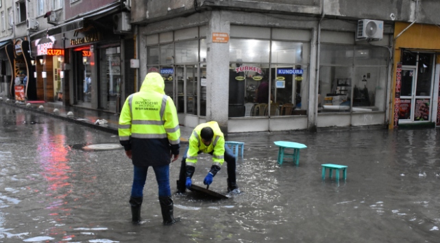 Ordu’da etkili olan sağanak yaşamı olumsuz etkiledi