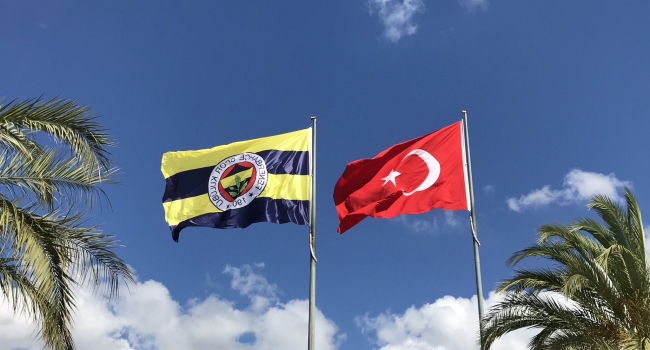 İki oyuncu, Fenerbahçe’de devam etmek istediği belirti