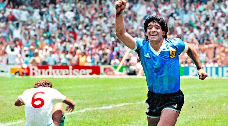 Maradona hayatını kaybetti..