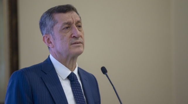 Bakan Selçuk’tan ara tatil mesajı