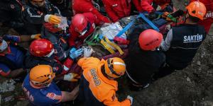 26 saat sonra enkazdan çıkarılan Helim Sarı, hayatını kaybetti