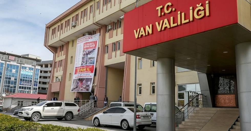Van’da gösteri yürüyüşü ve açık hava toplantıları yasak!