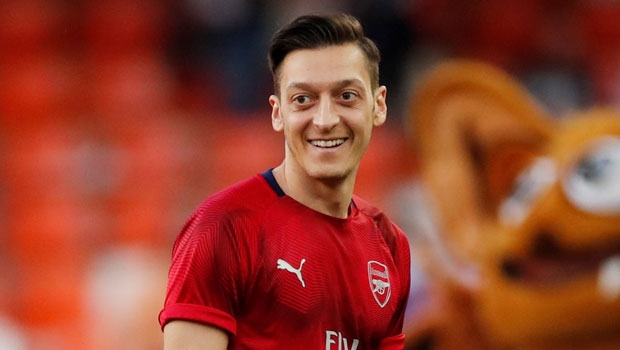 Mesut Özil ilk antrenmanına çıktı