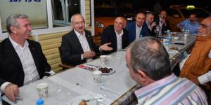 Kılıçdaroğlu taksi esnafıyla iftar yaptı