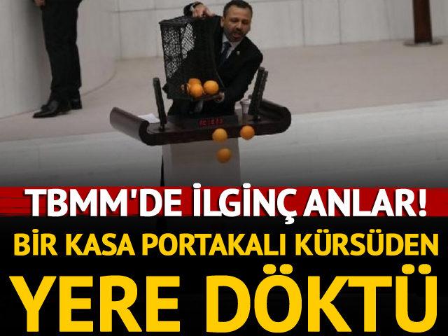 CHP’li vekil bir kasa portakalı kürsüden yere döktü