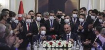 Adalet Bakanlığında devir teslim! Abdulhamit Gül, görevi Bekir Bozdağ’a devretti