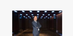 GAZETECİ SERDAR NALCI GENÇLER TARAFINDAN 2021 YILININ EN BASARILI GAZETECİSİ SEÇİLDİ
