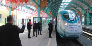 Malatya’yı hızlı trenle Ankara ve İstanbul’a bağlayacak Sivas Bölgesel Treni seferleri başladı
