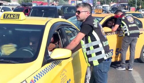 Fatih’te taksicilere yönelik denetimlerde 7 bin 290 lira ceza kesildi