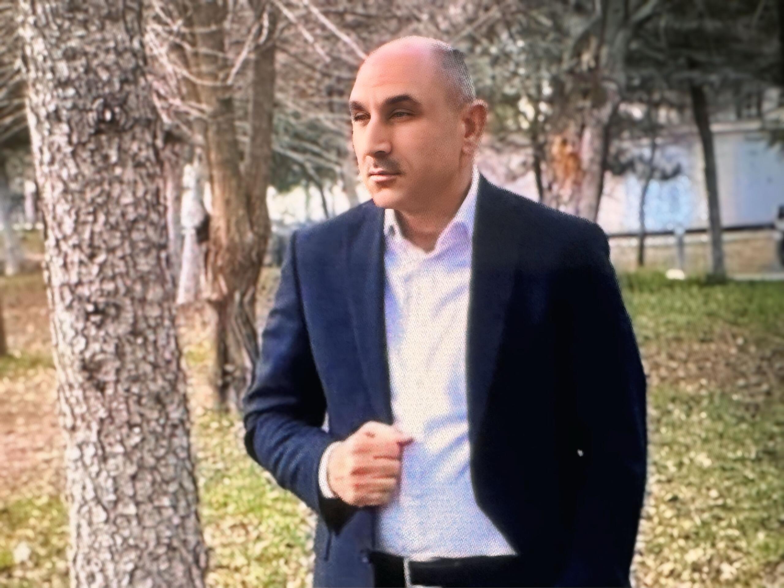 “İki Daireye Çöken Mahmut Karagöz: Mağdur Esnaf Reşit Işık Devletten Yardım Bekliyor”