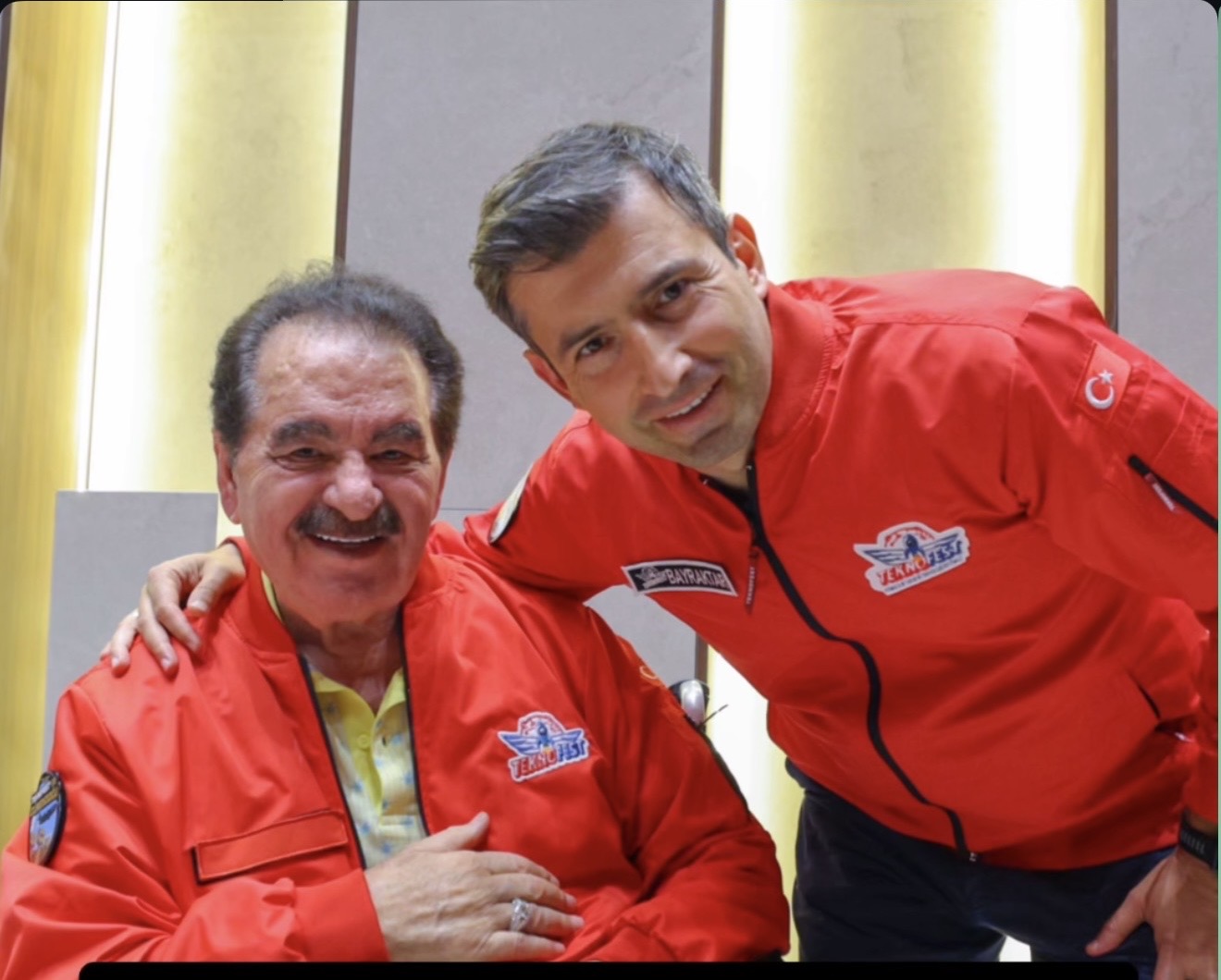 İbrahim Tatlıses Şanlıurfa’da! Selçuk Bayraktar Karşıladı